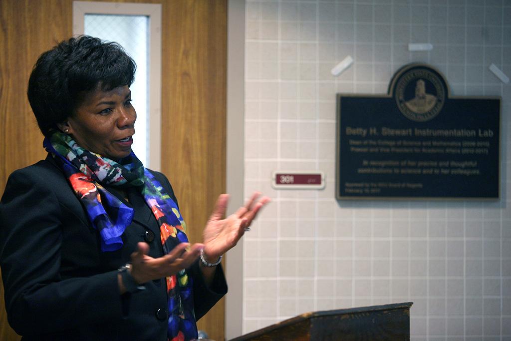 Former Provost Betty Stewart thanks the crowd after a room in Bolin was dedicated in her honor April 27. Photo by Bradley Wilson