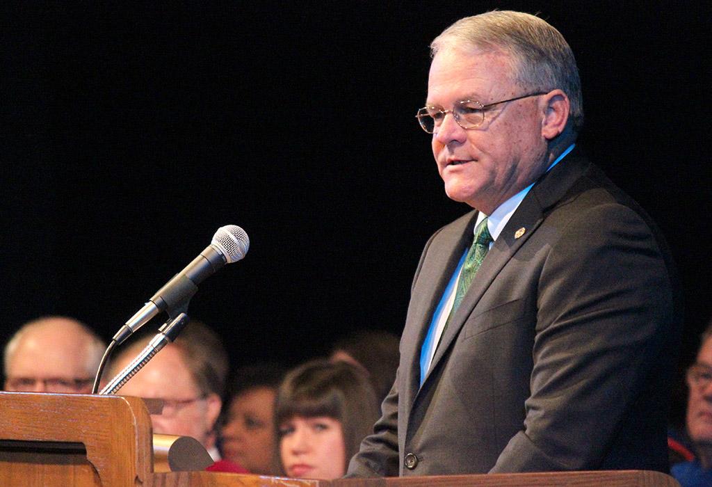 Glen Barham, mayor of Wichita Falls, gives his greetings during the Inaguration of Suzanne Shipley, the eleventh president, held in Fain Fine Arts Auditorium, Dec. 11. Photo by Rachel Johnson