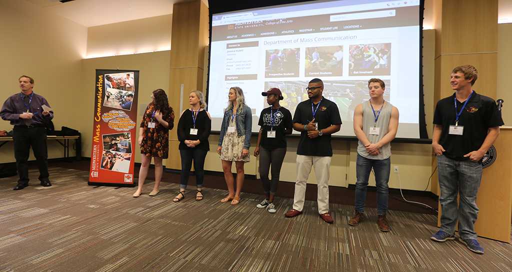 Mass communication students discuss college life at Midwestern State University Social Media Day, Sept. 25, 2017. Photo by Bradley Wilson