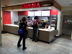 Students wait in line at Chick-fil-A Express in the Clark Student Center Food Court on Aug. 28. Photo by Yolanda Torres.