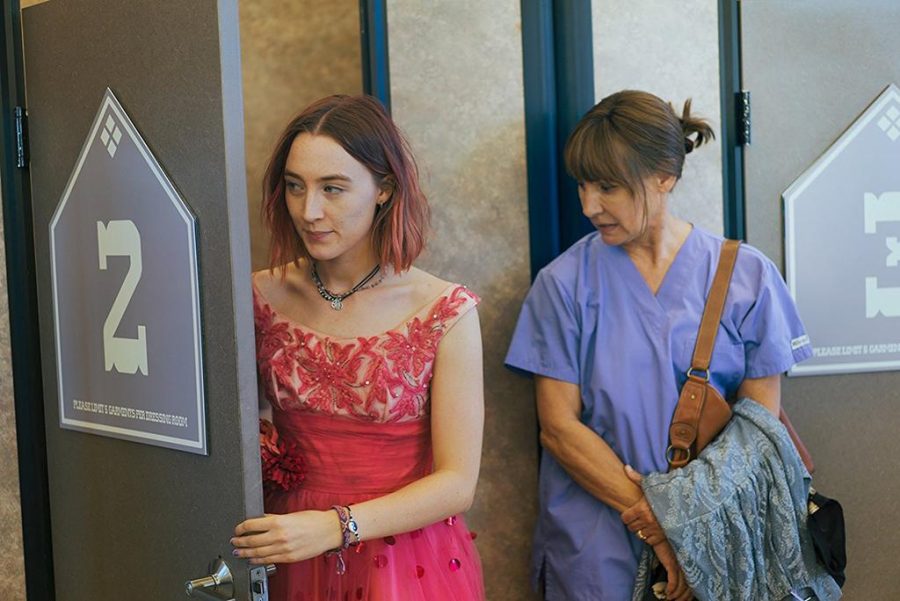 Laurie Metcalf and Saoirse Ronan in Lady Bird (2017)