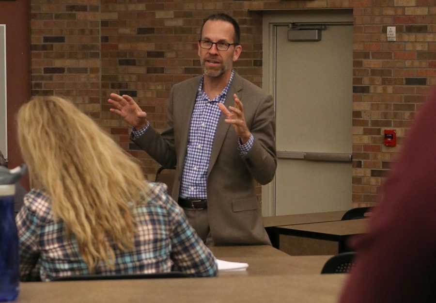 Douglas Moss, architect, answers questions by students regarding Moffett Library renovation during the Student Government Association meeting in Dillard on Tuesday, March 6, 2018. Photo by Francisco Martinez