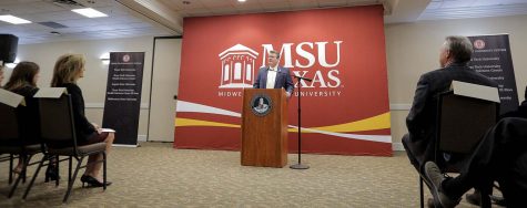 Texas Tech System Chancellor Tedd Mitchell speaks to the audience at the announcement of MSU's new president, Mar. 7.