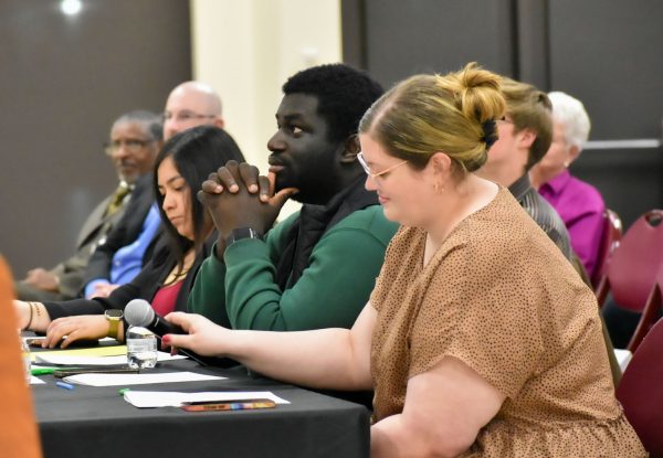SGA asks questions to the candidates, Feb. 6.