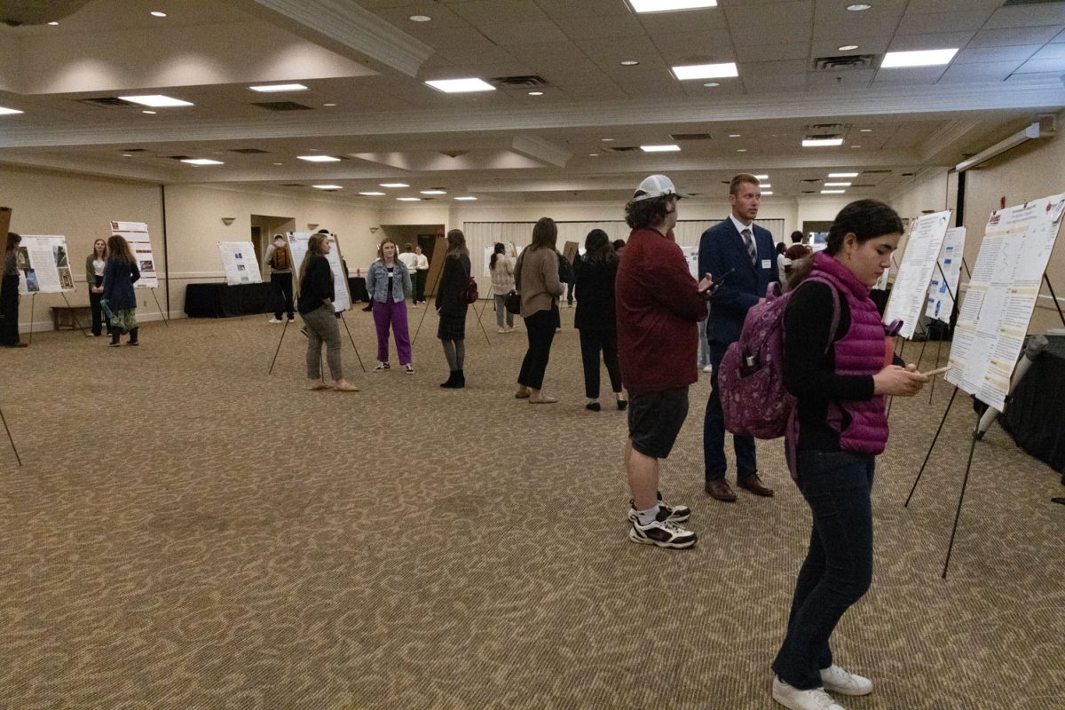 Students show out to the undergaduate research program presented by various MSU students, Nov 21.